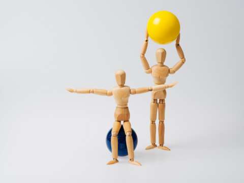 Mythen Rücken: Rückentraining mit Gymnastikball